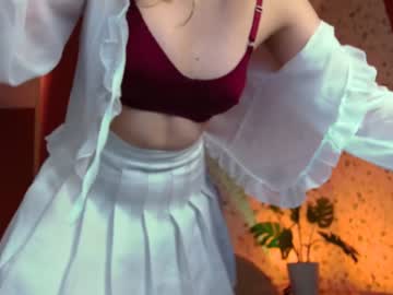 girl
        a_m_e_l_i_a cam image #4778815
