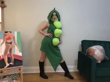 girl
        littlesugarpea cam image #2684314
