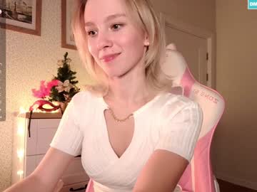 girl
        yourlilian cam image #5812048