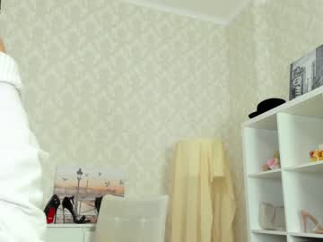 girl
        linapearl cam image #970099