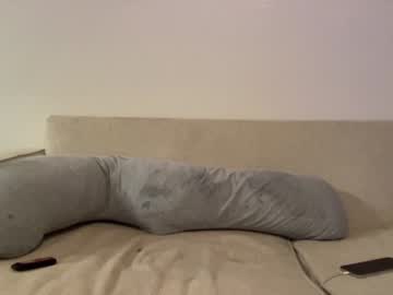 girl
        milky_goddess cam image #723191