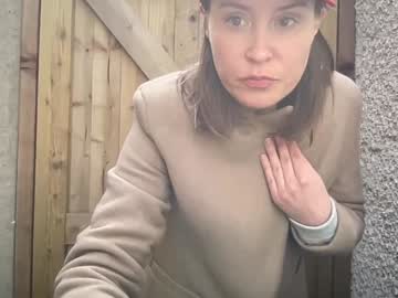 girl
        eatmypie69 cam image #6402153