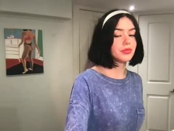 girl
        littlesugarpea cam image #2167236