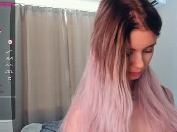 girl
        elfas_cute cam image #2012563