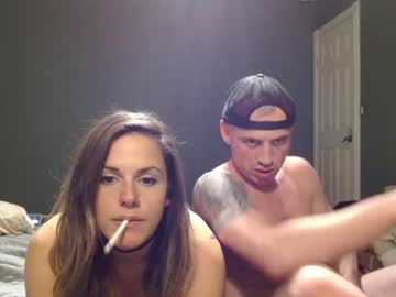couple
        deanlovescarey cam image #366144