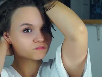 girl
        primrosecolemanf cam image #5508516