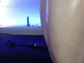 girl
        tinayummy cam image #1491385