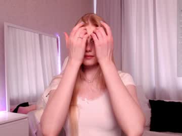 girl
        vonnalein cam image #4446350