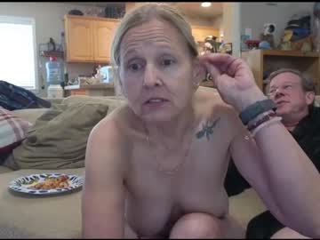 couple
        matureluvin cam image #4184530