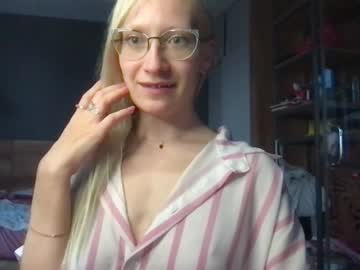 girl
        kali_the_goddess cam image #4605583