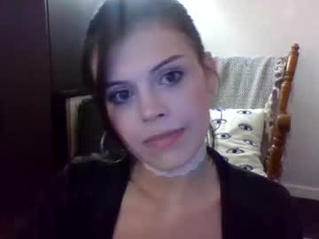 girl
        dreamlilys cam image #4147868