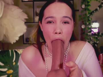 girl
        chery_lady22 cam image #6335548