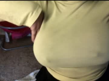 girl
        napudi1 cam image #1868785