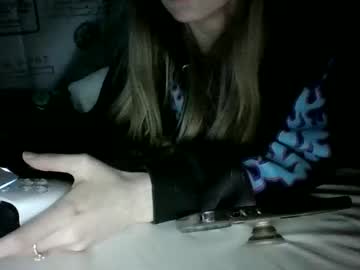 girl
        petitetinybabe cam image #2384001