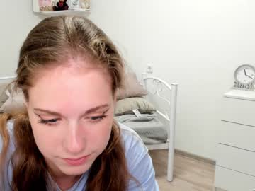 girl
        jul_jul_jul cam image #2020823