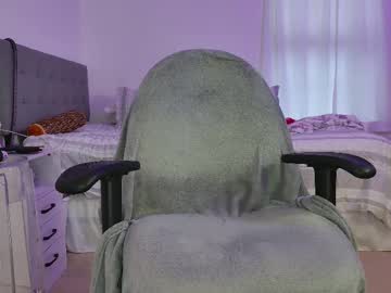 girl
        cherryvonfairy cam image #6139429