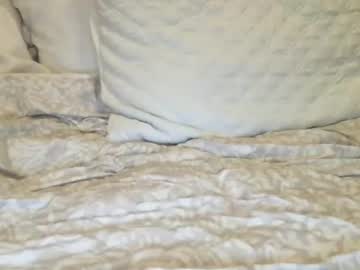 girl
        frankiegarrett5500 cam image #501990