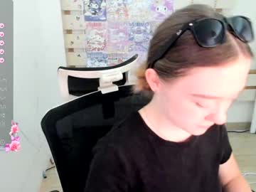 girl
        stasy_clapp cam image #4684079