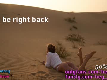 girl
        heyhorny_cb cam image #639058