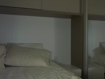 girl
        iiivy_ cam image #6806730