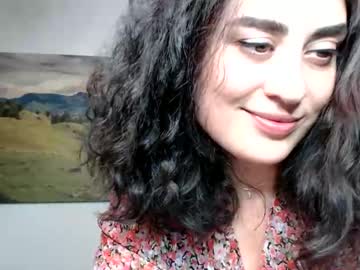girl
        naturopathicrn cam image #4951363