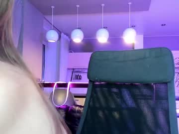 girl
        coy_amina_ cam image #217818