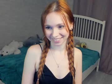 girl
        udeledobson cam image #3500449