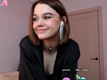 girl
        whisperheart cam image #6085198