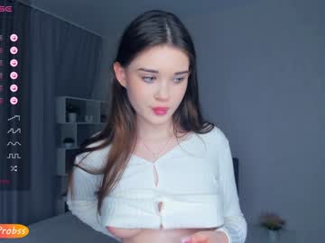 girl
        minnietammy cam image #3293366