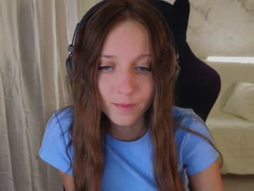 girl
        tadammary cam image #3204178
