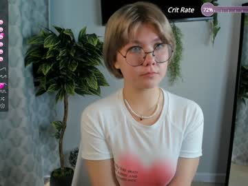 girl
        jettabayse cam image #3341807
