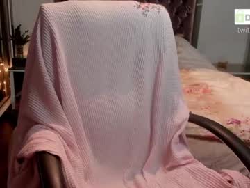 girl
        lilamytee1 cam image #2272602