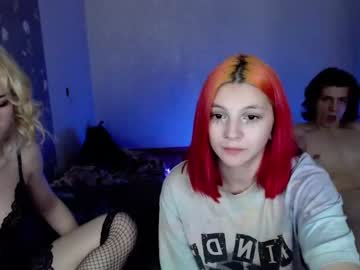 couple
        _pepe_the_frog_ cam image #712876