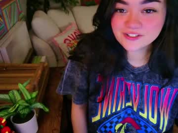 girl
        annatigarr cam image #6657298