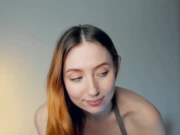 girl
        quennaedger cam image #5599969