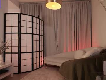 girl
        anniehillofficial_ cam image #6419041
