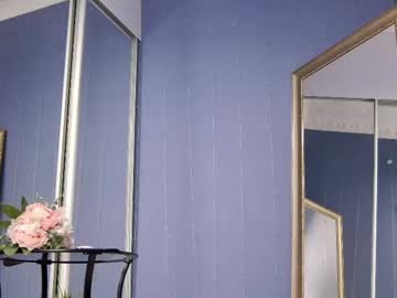 girl
        kriskras__ cam image #6831346