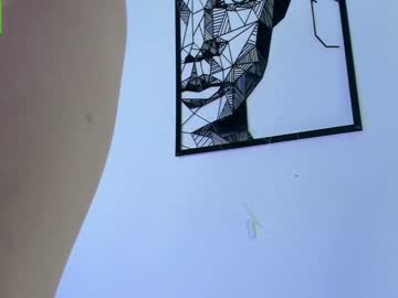 girl
        lucie_beltran cam image #32231