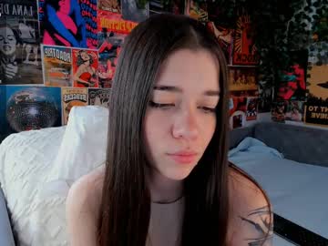 girl
        flirtykitty_ cam image #6749421