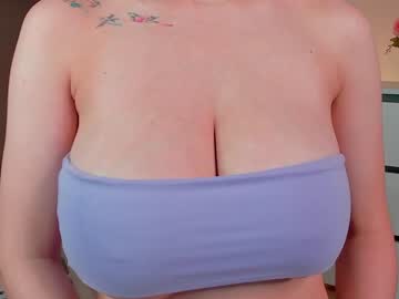 girl
        mariemelons cam image #3686306
