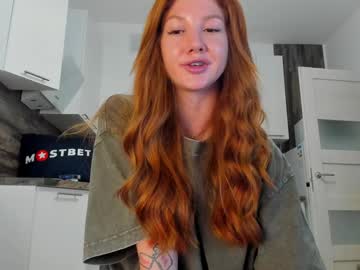 girl
        jerkoffstation cam image #5267435