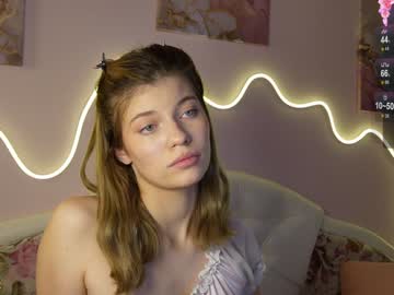 girl
        victoriabeverly cam image #5999974