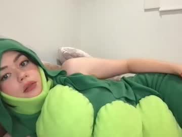 girl
        littlesugarpea cam image #2182048