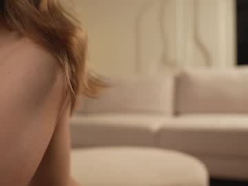 girl
        villanelle_l cam image #6739412