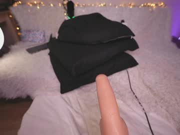 girl
        babydoll_laura cam image #5286899