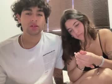 couple
        hotcouple_29 cam image #3371785