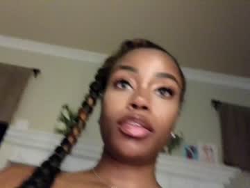 girl
        napudi1 cam image #2025370
