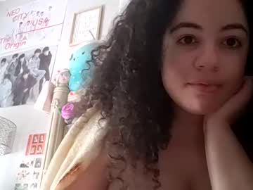 girl
        brielle_paris cam image #3242602