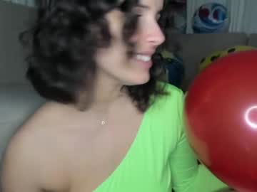 girl
        lilbeccaxo cam image #437537