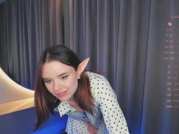 girl
        daisyblacknall cam image #4148640
